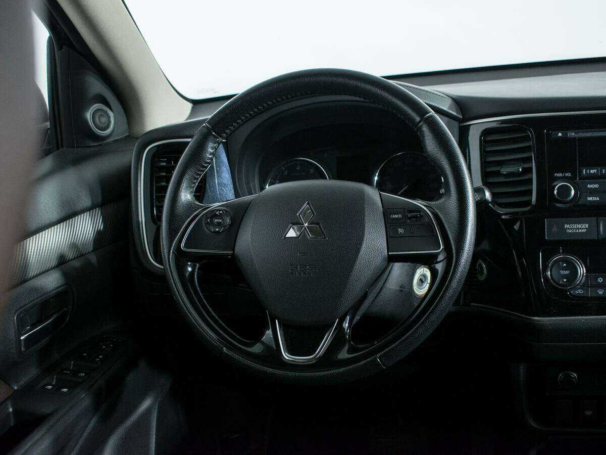 Mitsubishi Outlander 2017 года с пробегом. Фото: #12