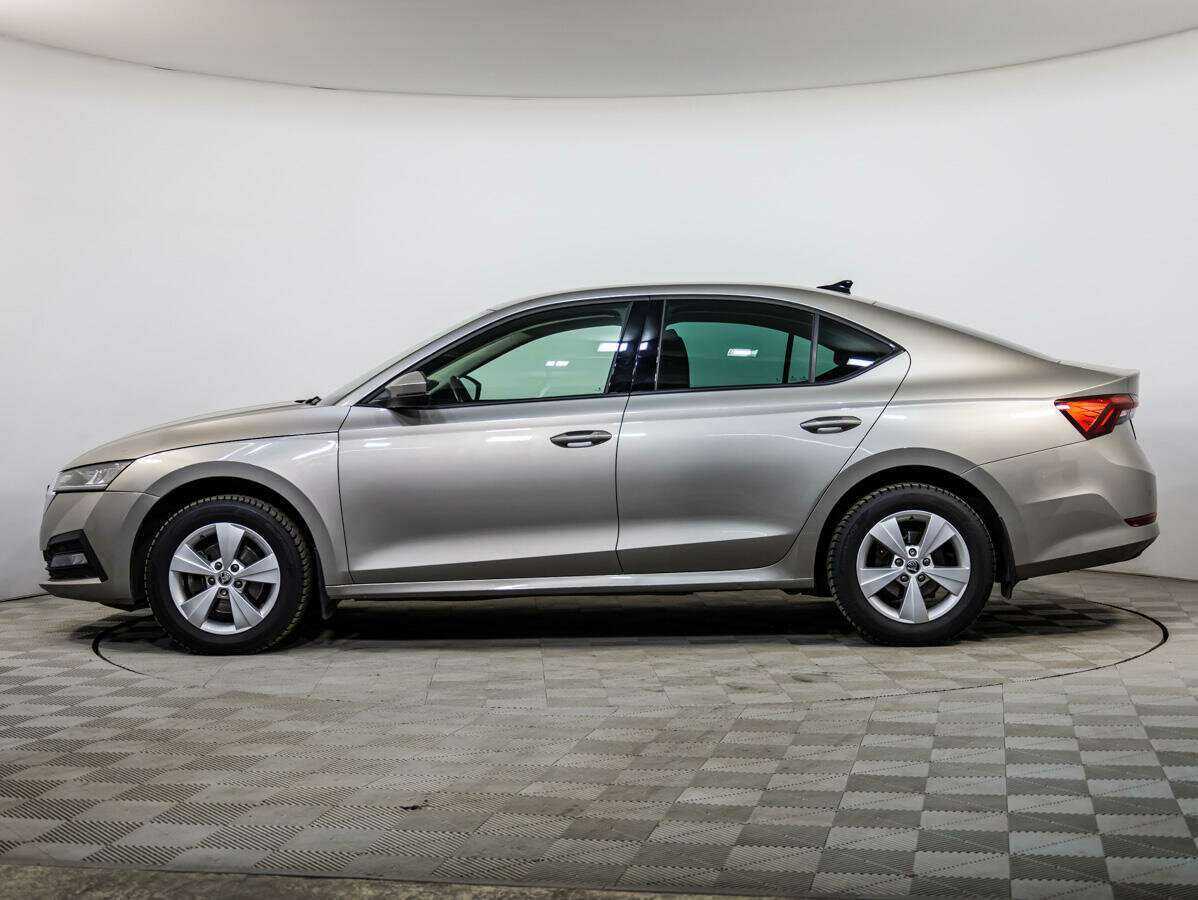 Skoda Octavia 2020 года с пробегом. Фото: #6