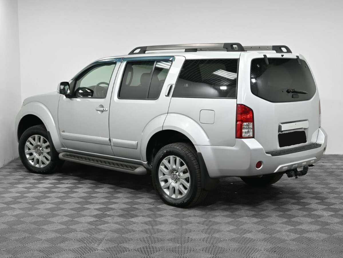 Nissan Pathfinder 2012 года с пробегом. Фото: #3