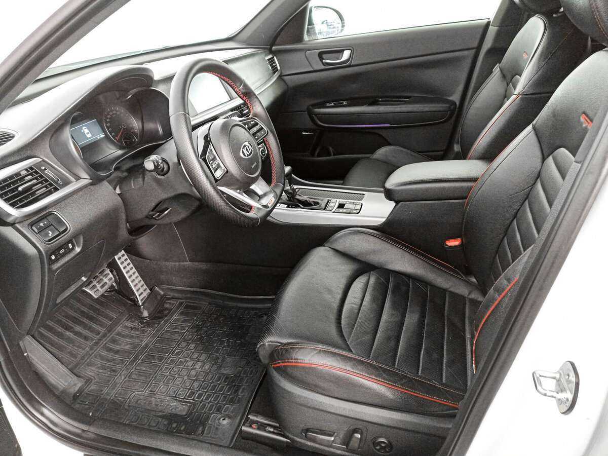Kia Optima 2018 года с пробегом. Фото: #15