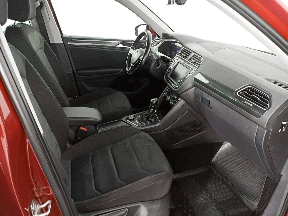 Volkswagen Tiguan 2017 года с пробегом. Фото: #8