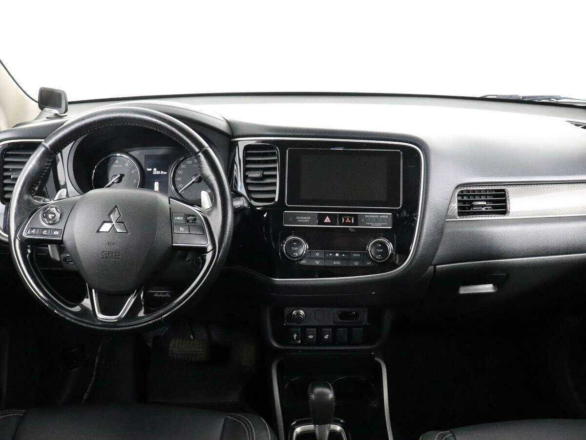 Mitsubishi Outlander 2019 года с пробегом. Фото: #10