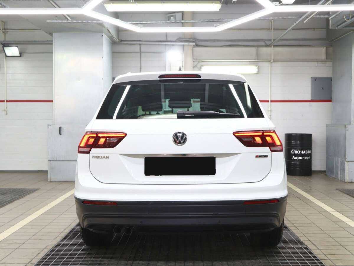 Volkswagen Tiguan 2018 года с пробегом. Фото: #3