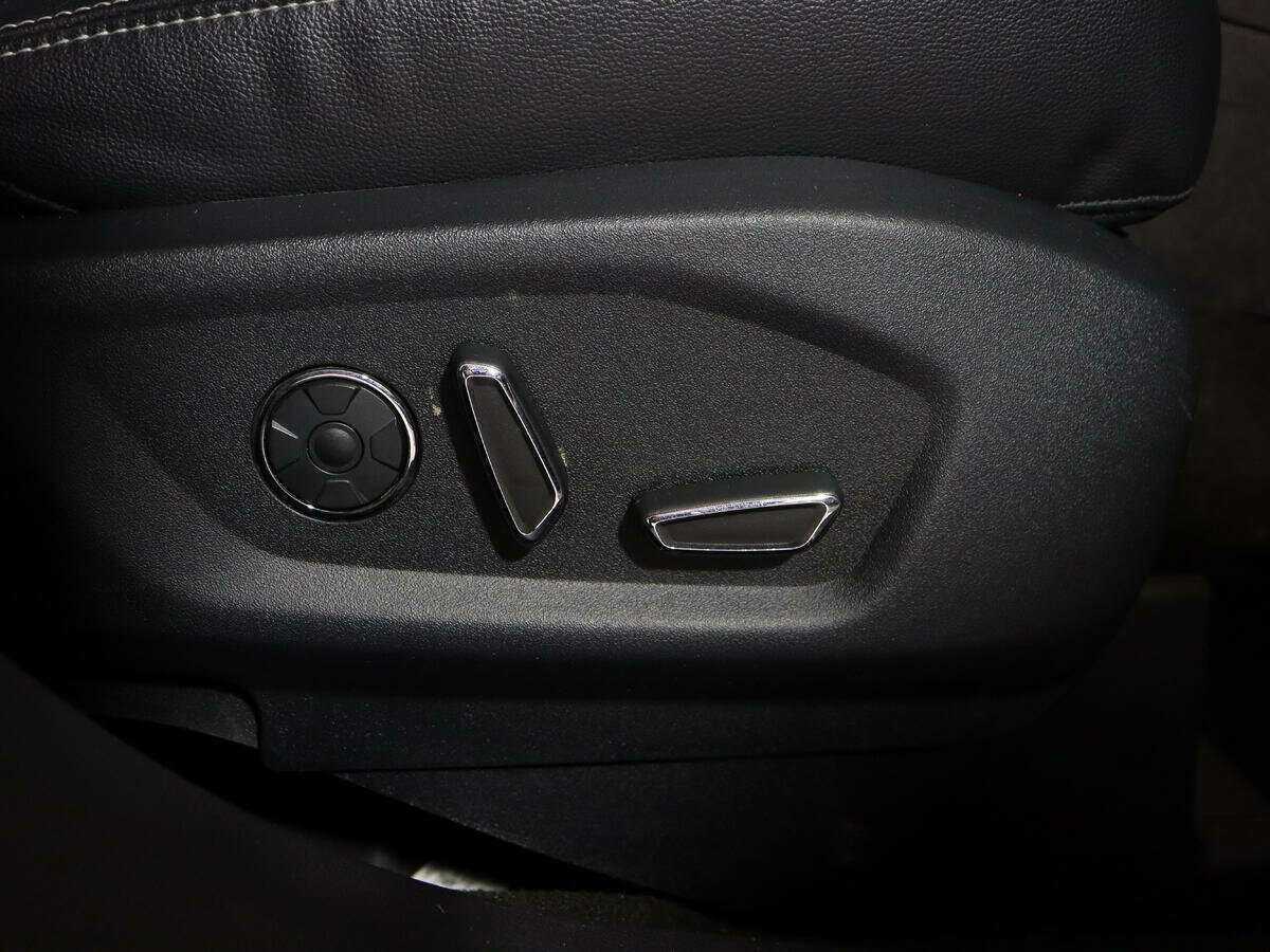 Ford Explorer 2016 года с пробегом. Фото: #16