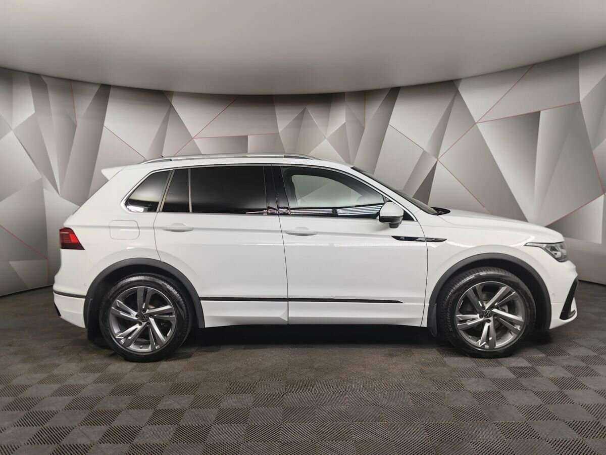 Volkswagen Tiguan 2021 года с пробегом. Фото: #5