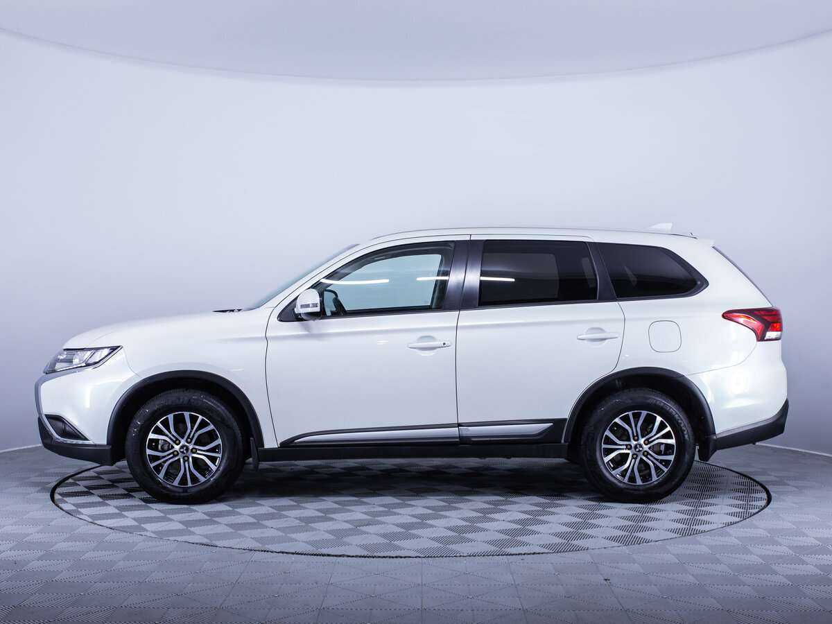 Mitsubishi Outlander 2020 года с пробегом. Фото: #7