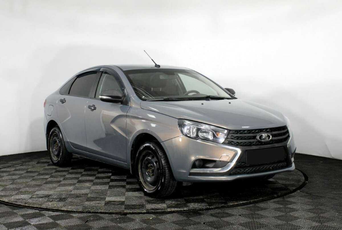 Б/У Лада (ВАЗ) Веста 2017 года. Фото: #2