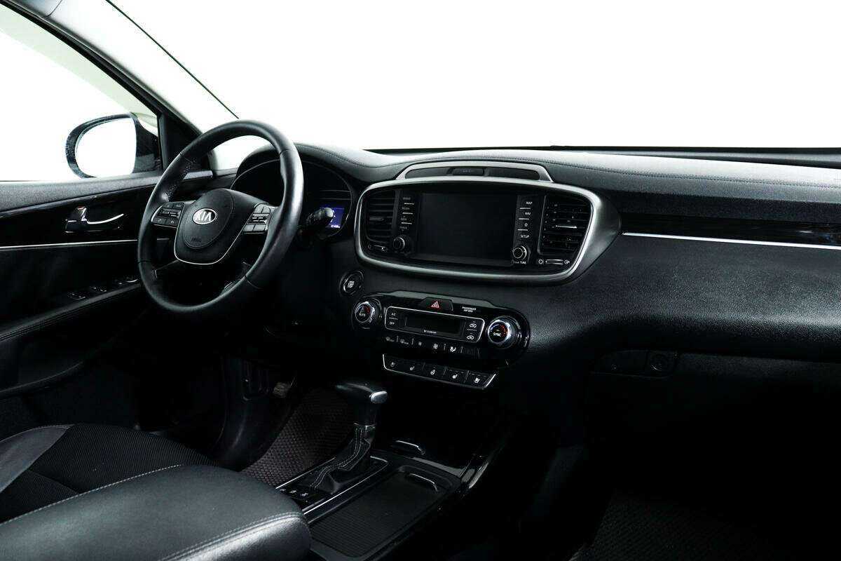 Kia Sorento 2018 года с пробегом. Фото: #8