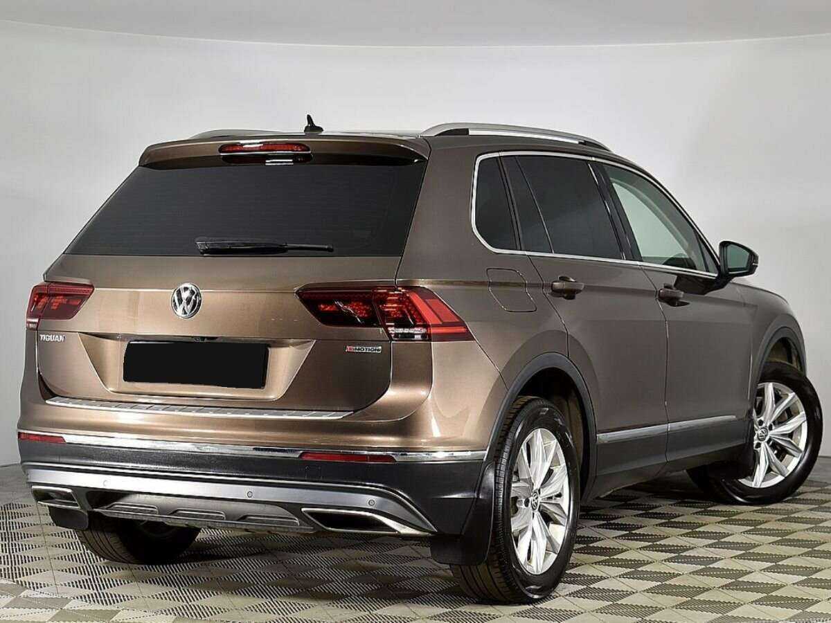 Volkswagen Tiguan 2018 года с пробегом. Фото: #1