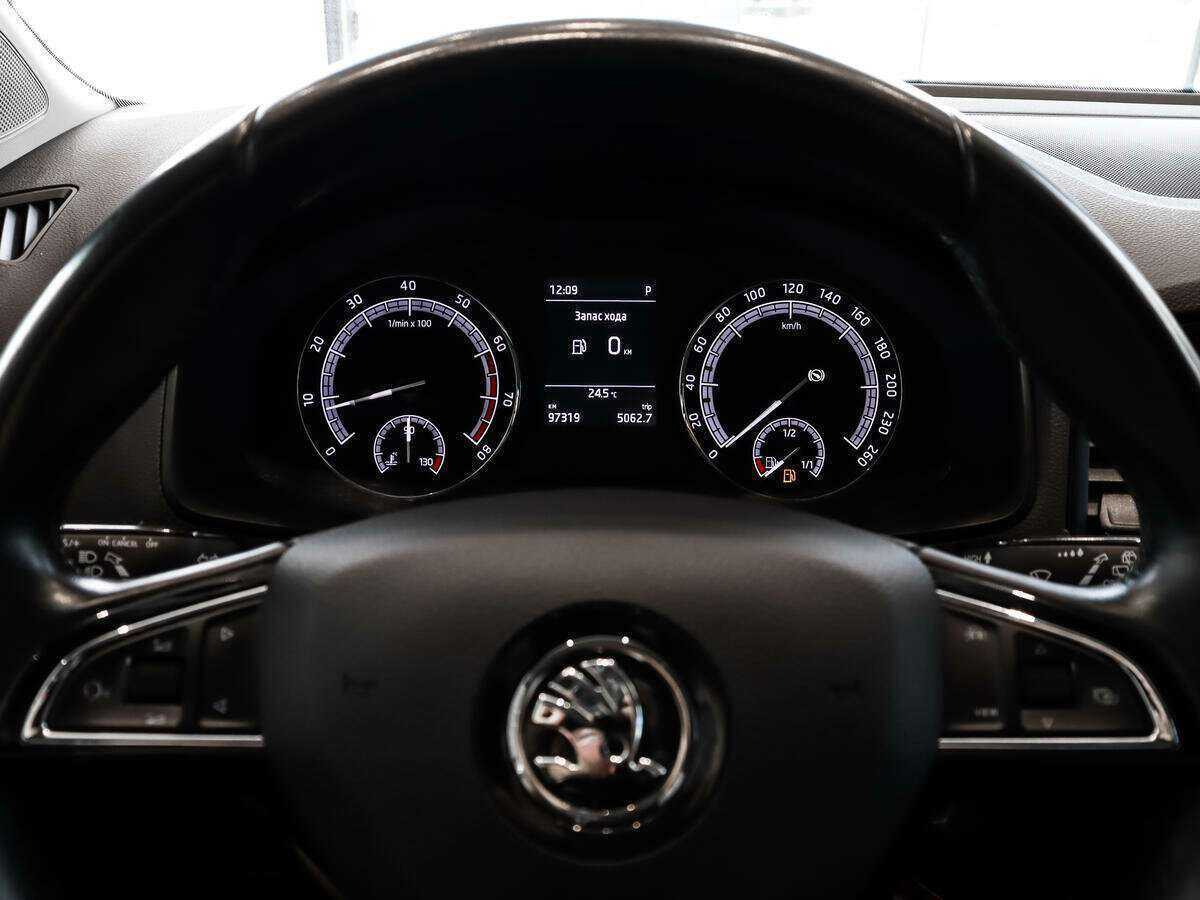 Skoda Karoq 2020 года с пробегом. Фото: #14