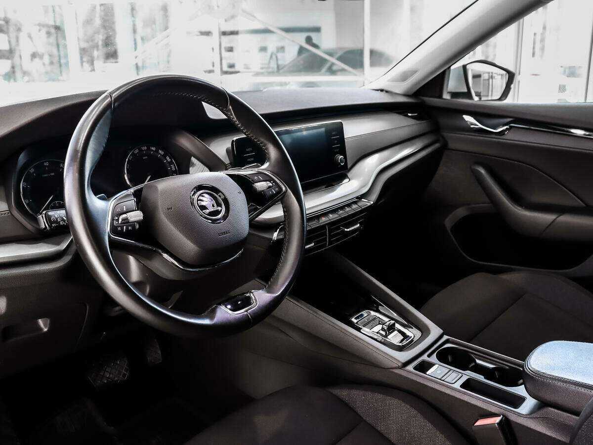 Skoda Octavia 2021 года с пробегом. Фото: #7