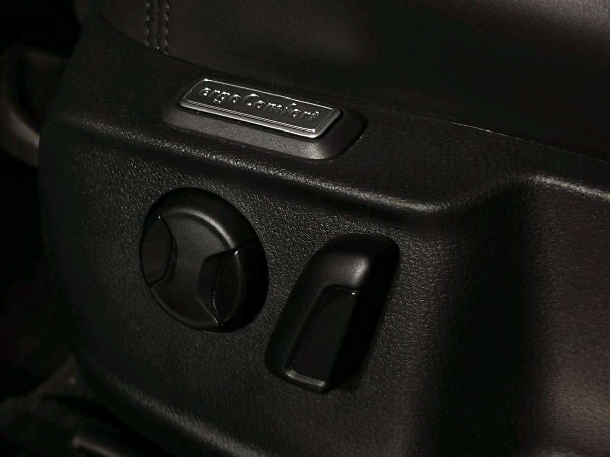 Volkswagen Passat 2019 года с пробегом. Фото: #9