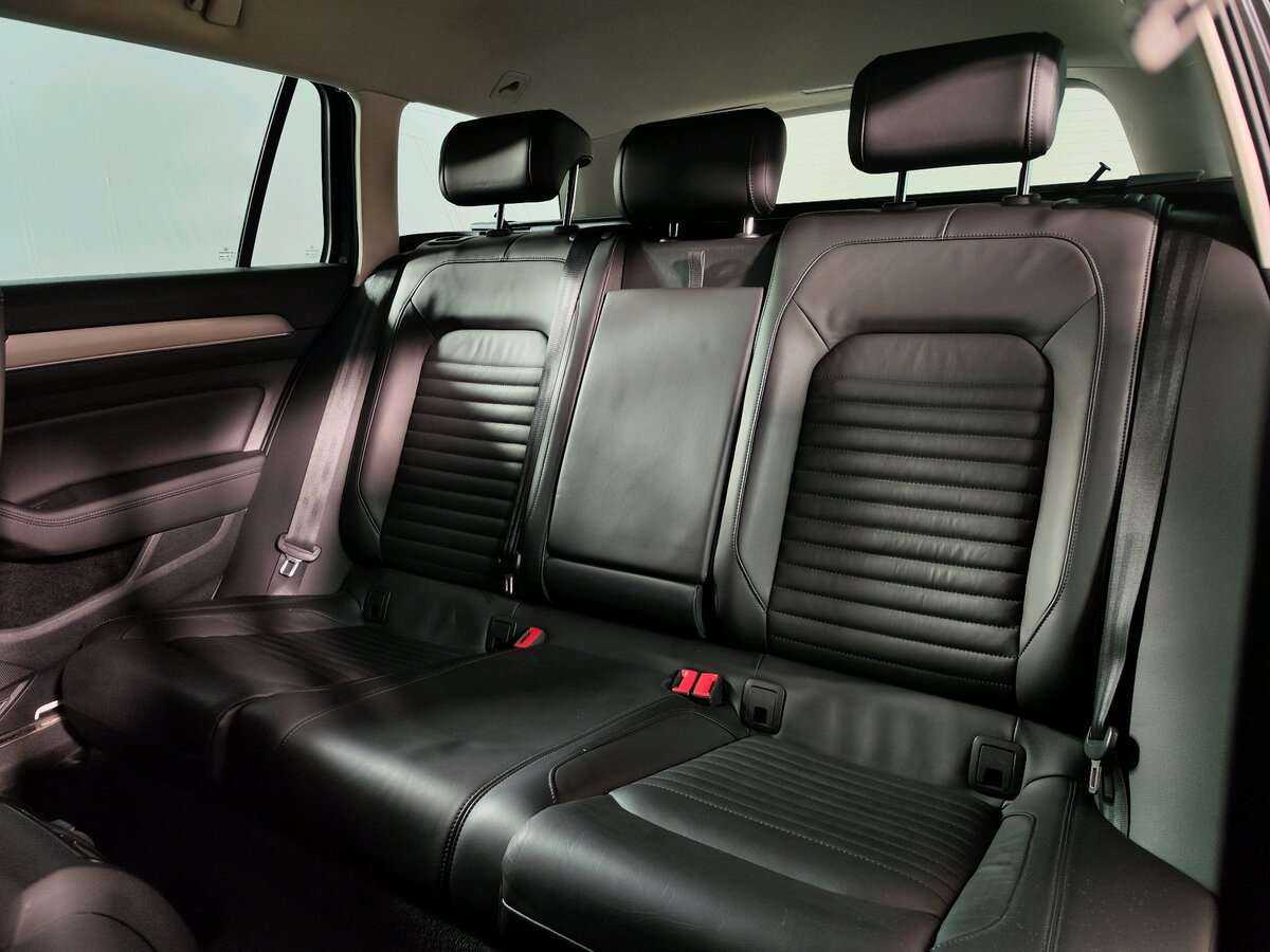 Volkswagen Passat 2019 года с пробегом. Фото: #11