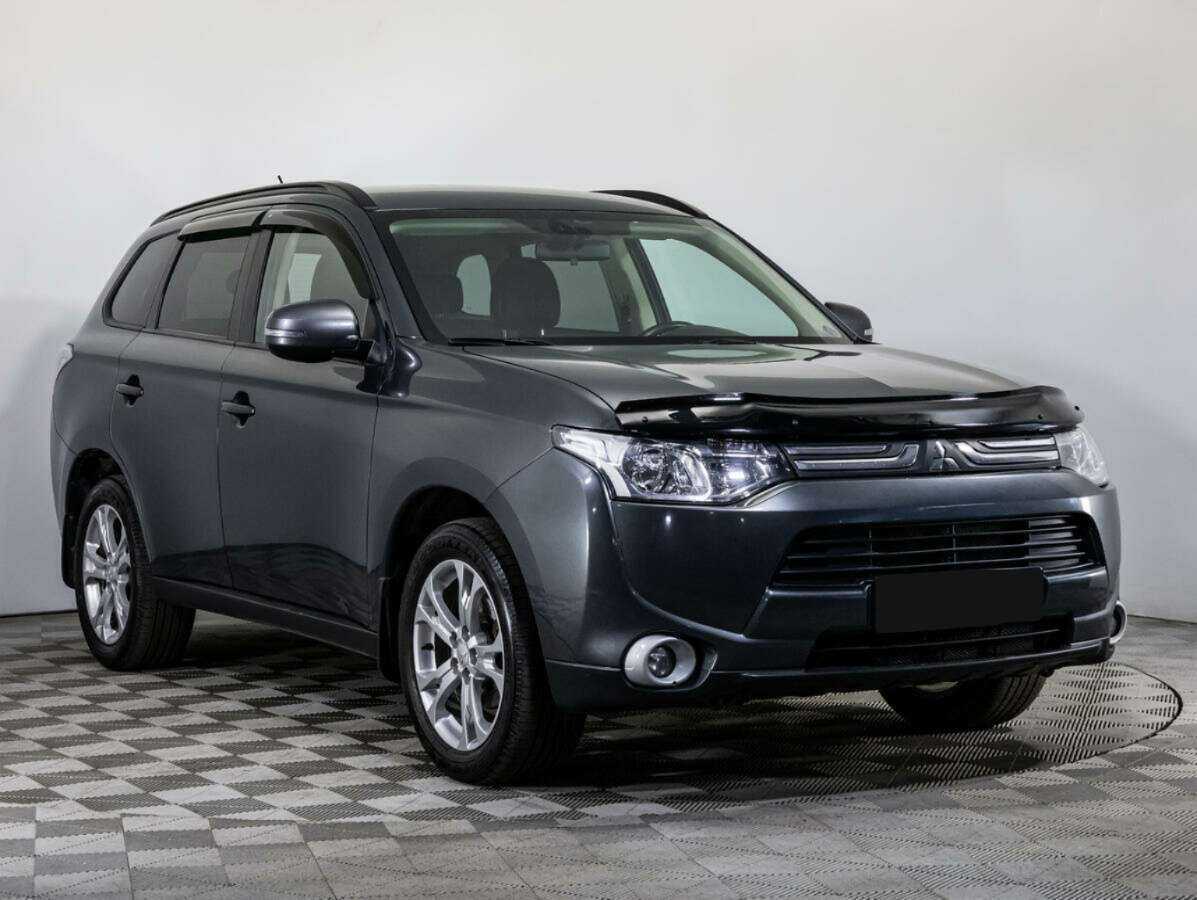 Mitsubishi Outlander 2013 года с пробегом. Фото: #2