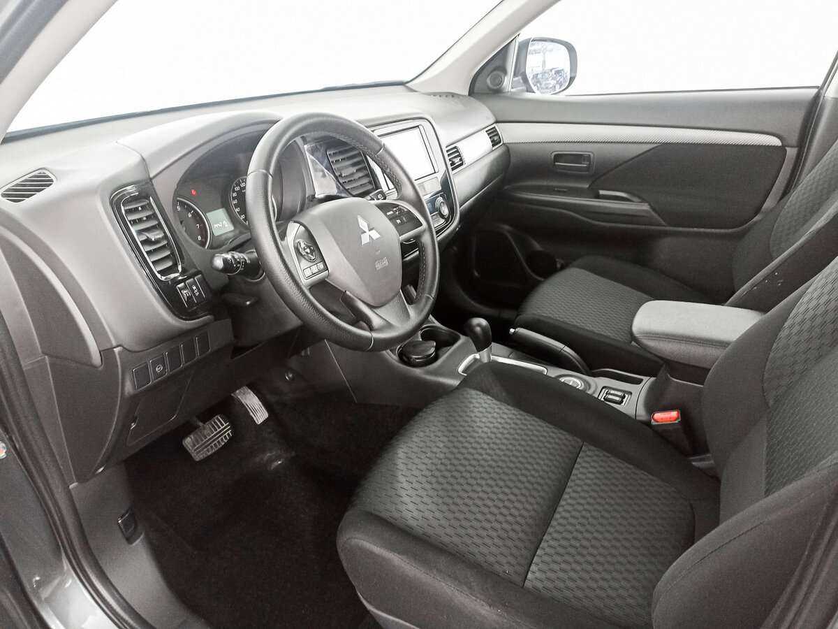 Mitsubishi Outlander 2014 года с пробегом. Фото: #15