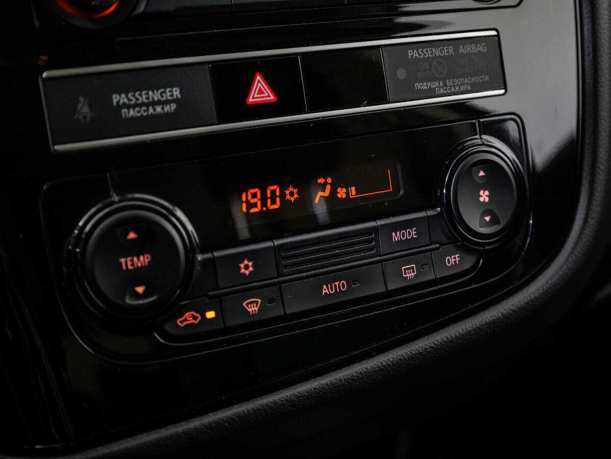 Mitsubishi Outlander 2019 года с пробегом. Фото: #12