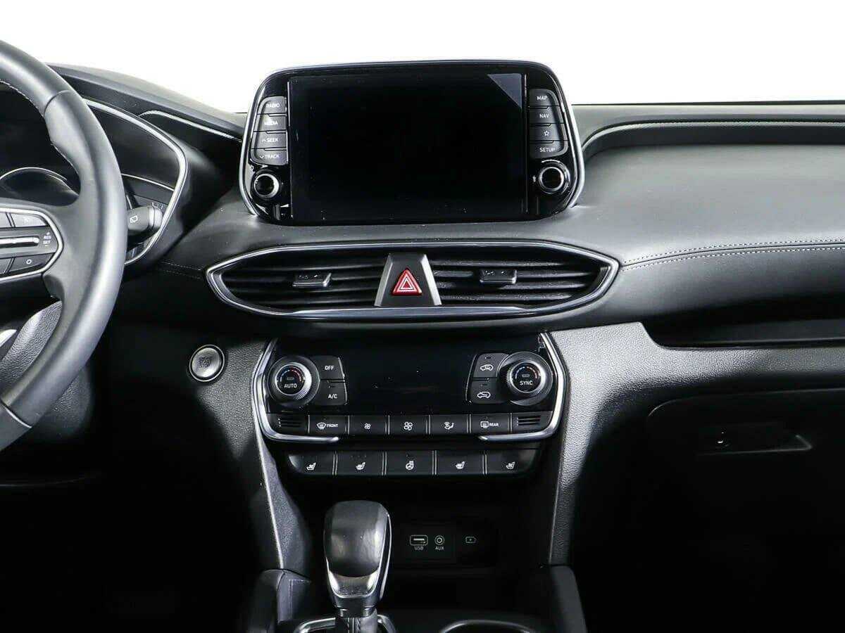 Hyundai Santa Fe 2019 года с пробегом. Фото: #12