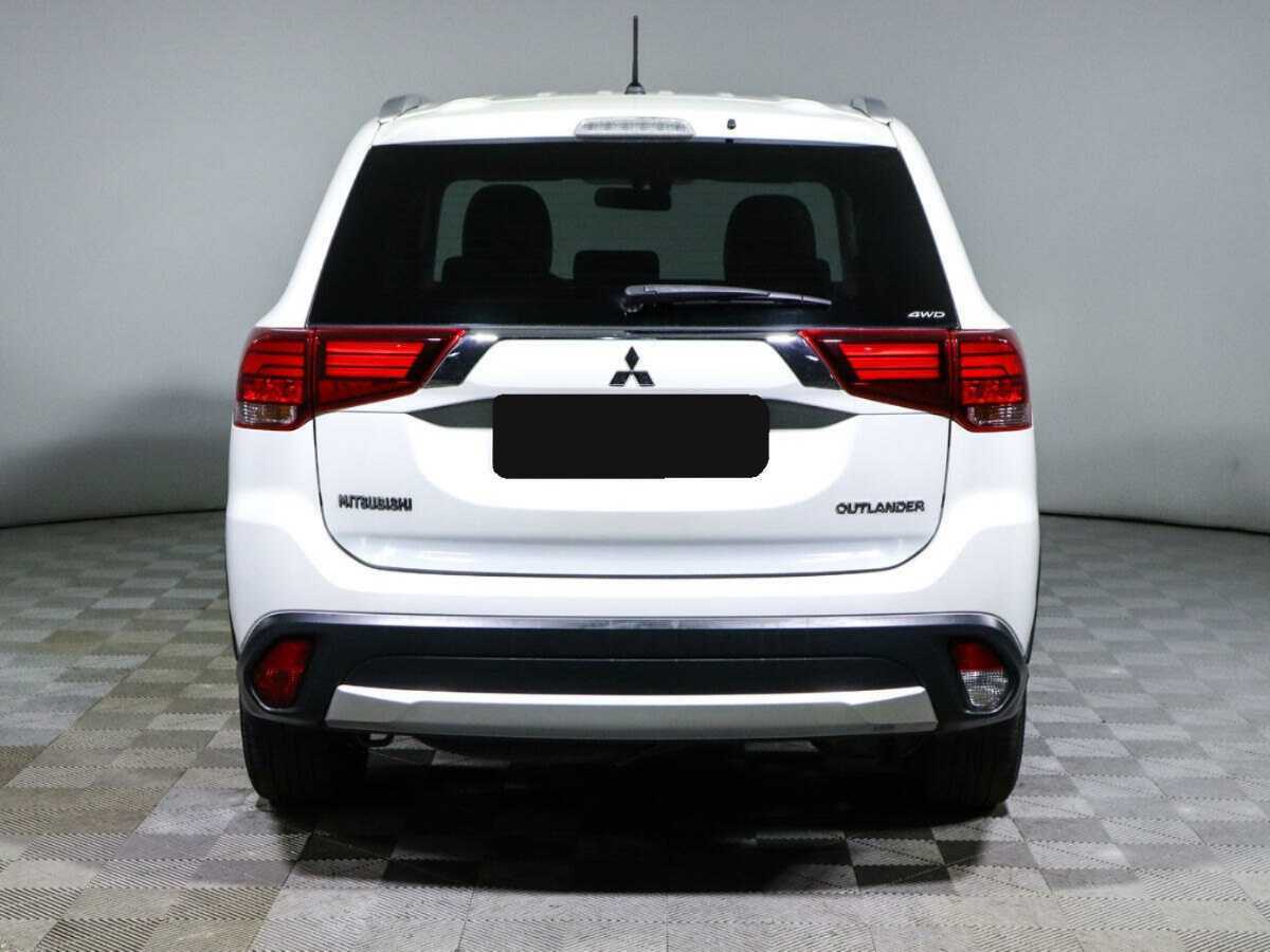 Mitsubishi Outlander 2016 года с пробегом. Фото: #4