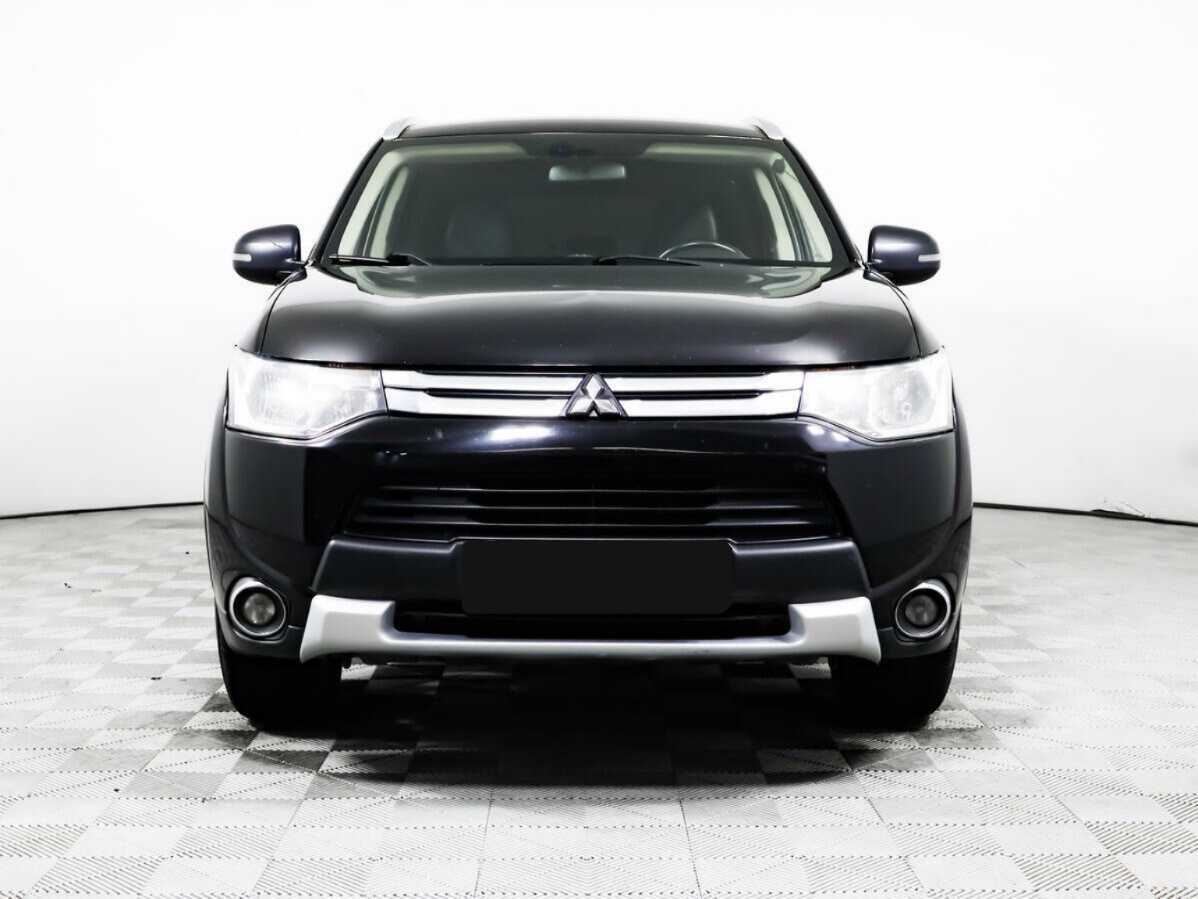 Mitsubishi Outlander 2014 года с пробегом. Фото: #1