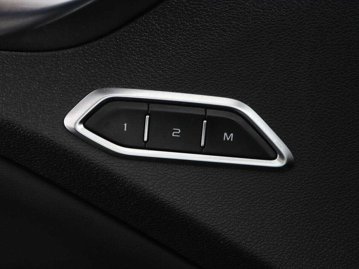 Geely Tugella 2021 года с пробегом. Фото: #14