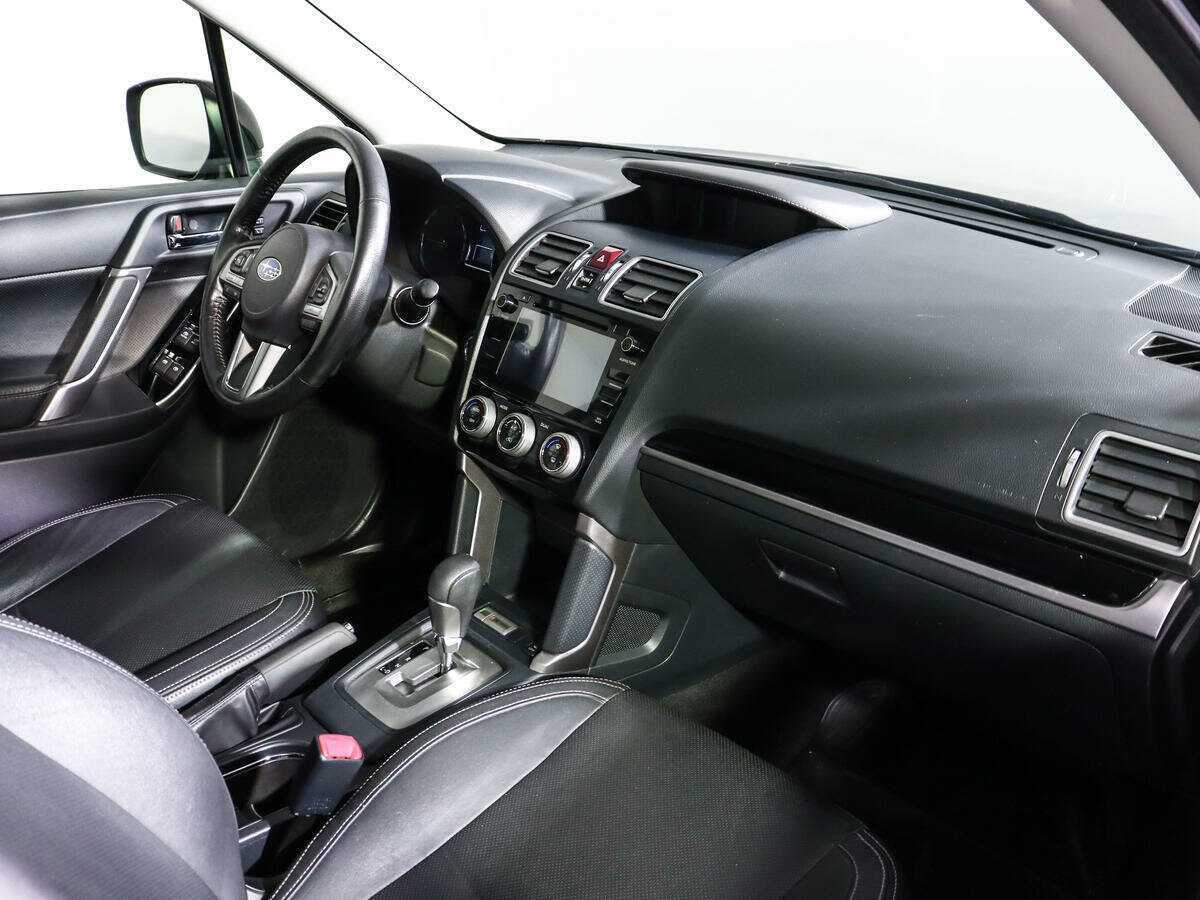 Subaru Forester 2017 года с пробегом. Фото: #6