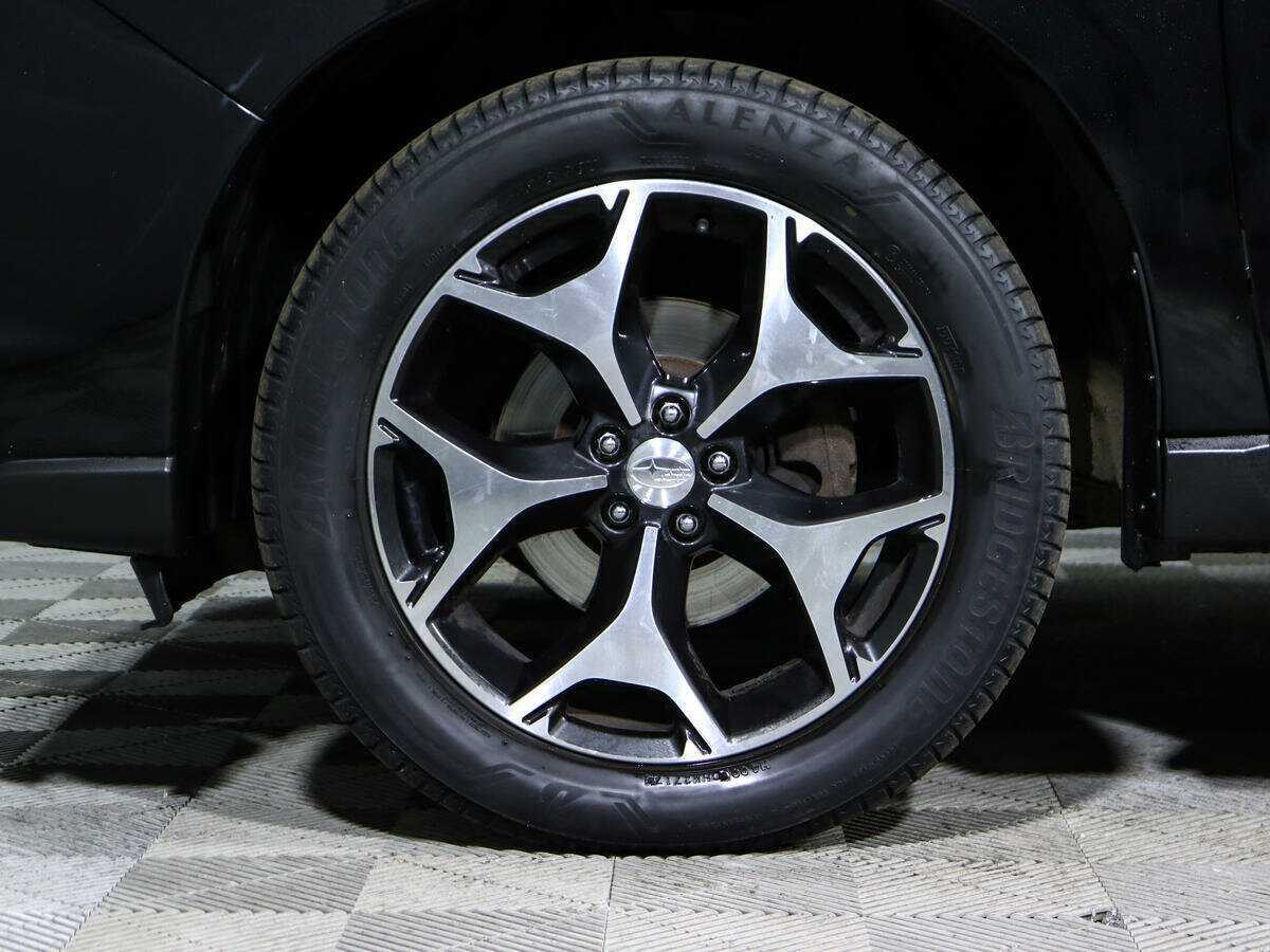 Subaru Forester 2017 года с пробегом. Фото: #12