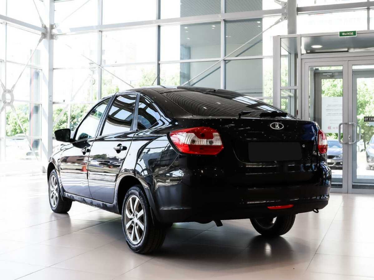 Б/У Лада (ВАЗ) Гранта 2016 года. Фото: #4