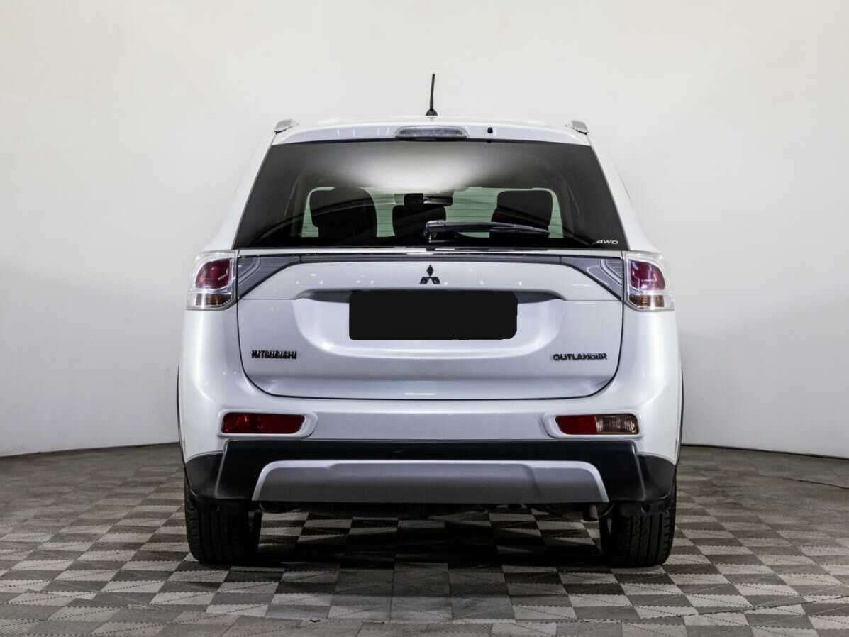 Mitsubishi Outlander 2014 года с пробегом. Фото: #5
