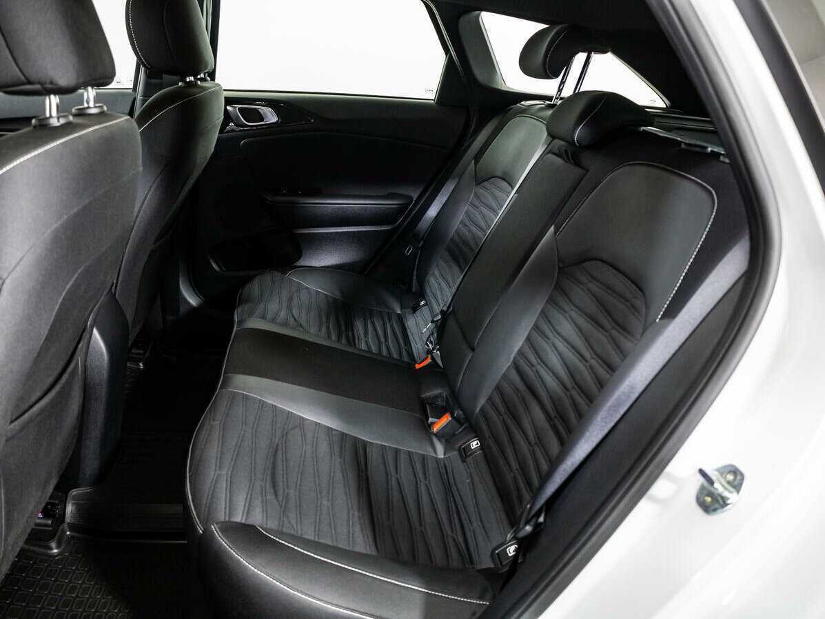 Kia Ceed 2021 года с пробегом. Фото: #9