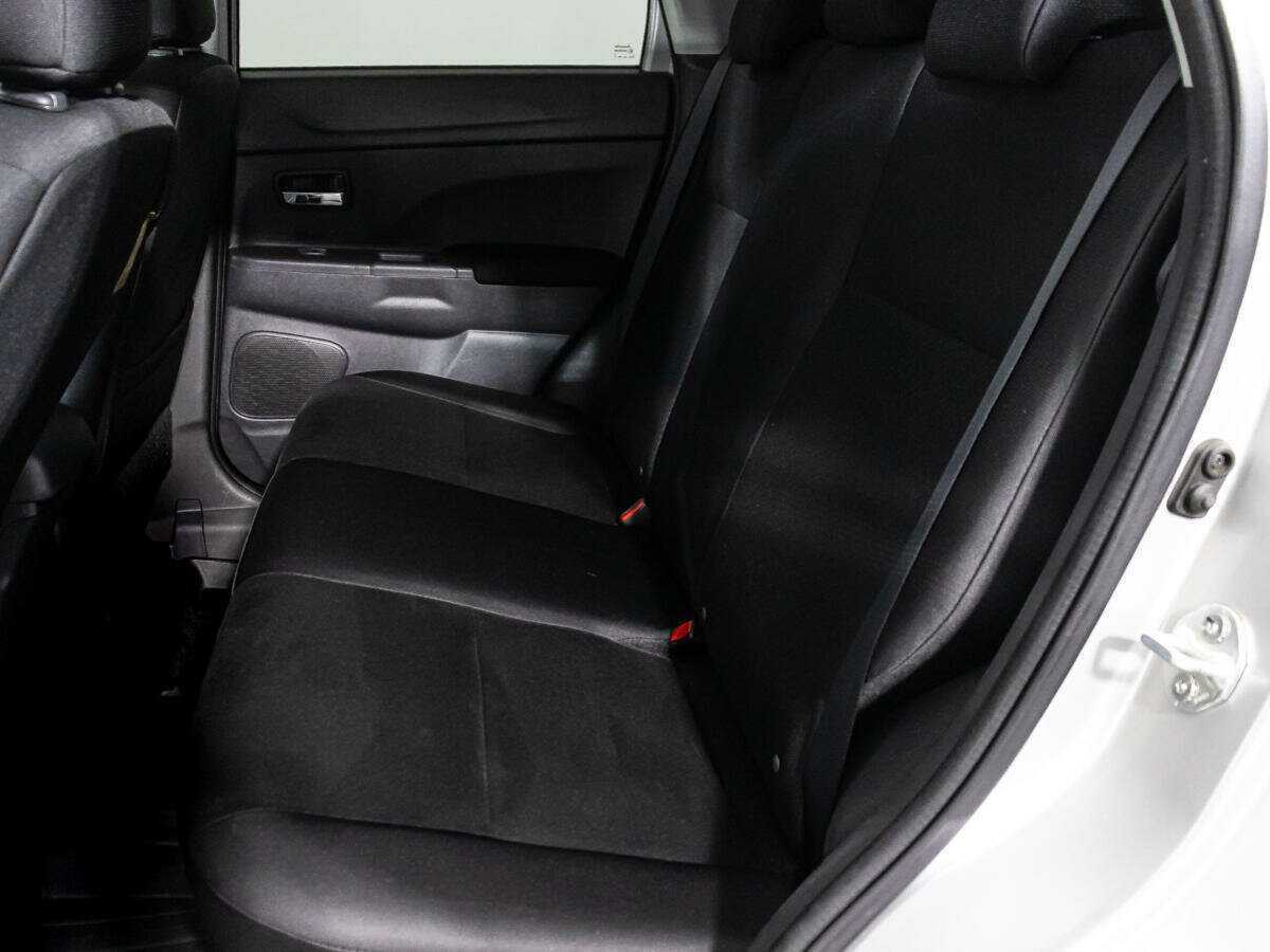 Mitsubishi ASX 2013 года с пробегом. Фото: #9