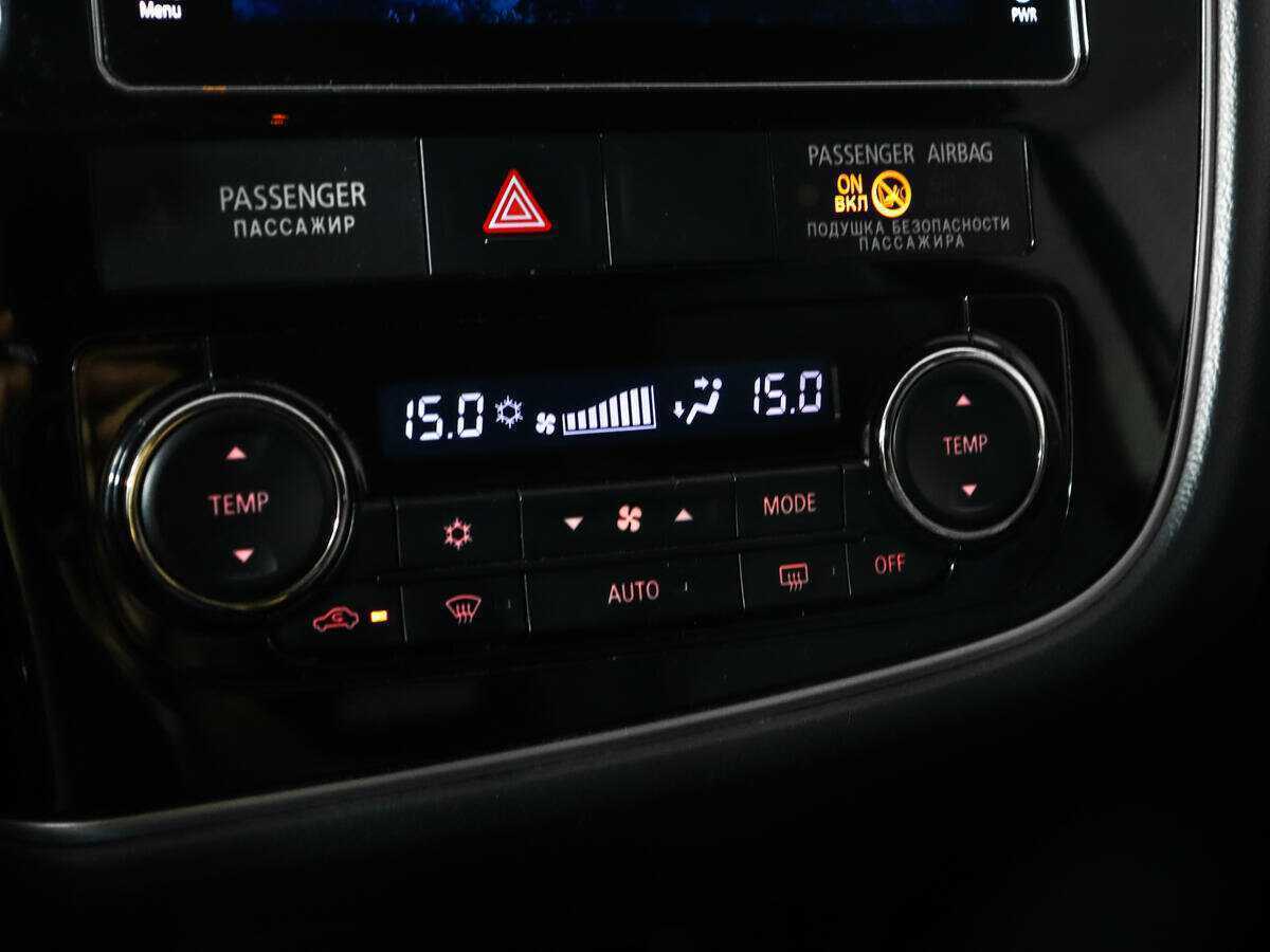 Mitsubishi Outlander 2017 года с пробегом. Фото: #13