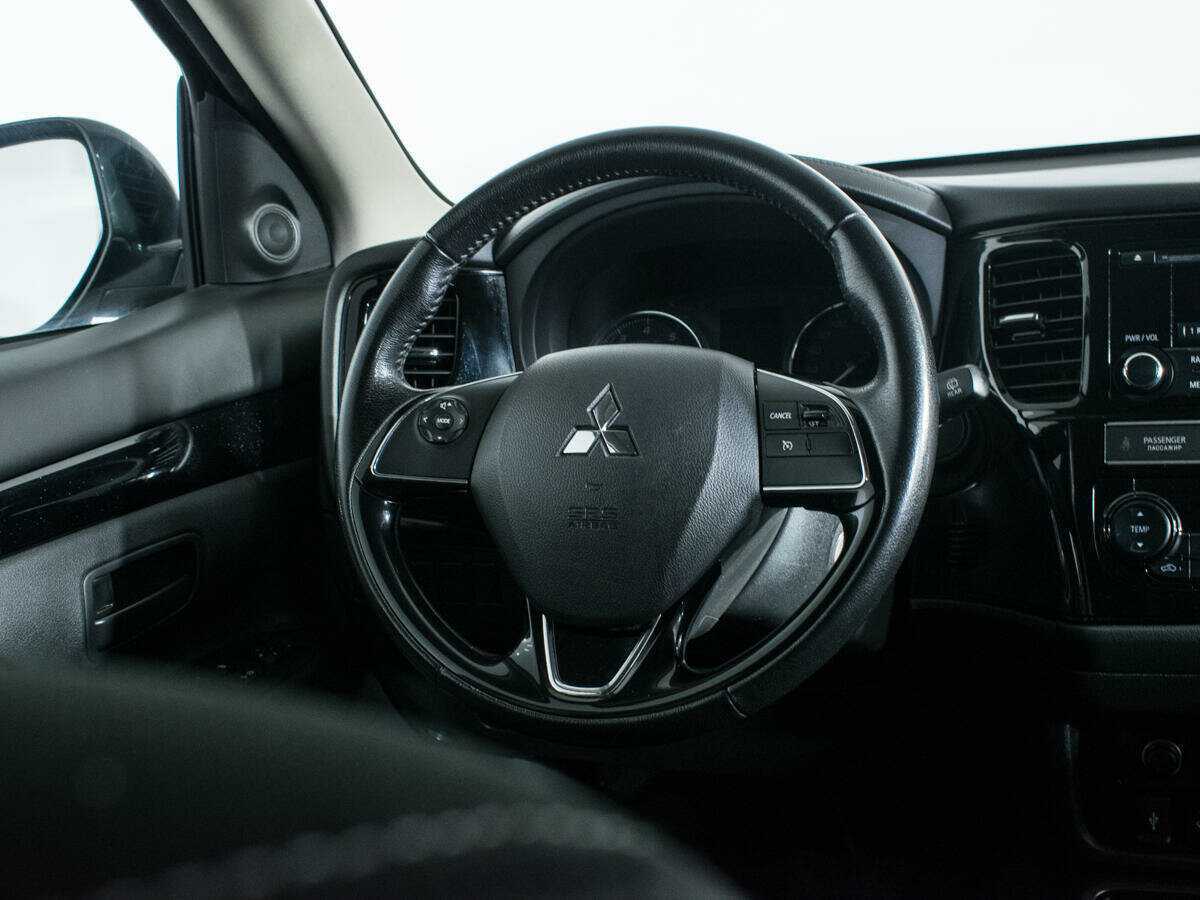 Mitsubishi Outlander 2019 года с пробегом. Фото: #13