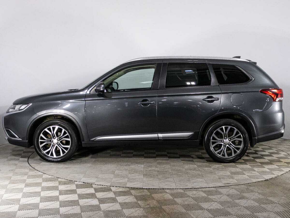 Mitsubishi Outlander 2018 года с пробегом. Фото: #7