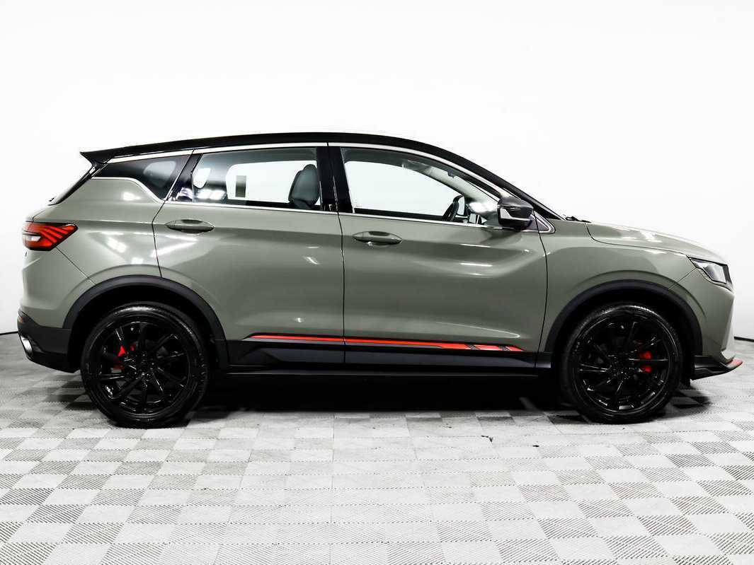 Geely Coolray 2023 года с пробегом. Фото: #3