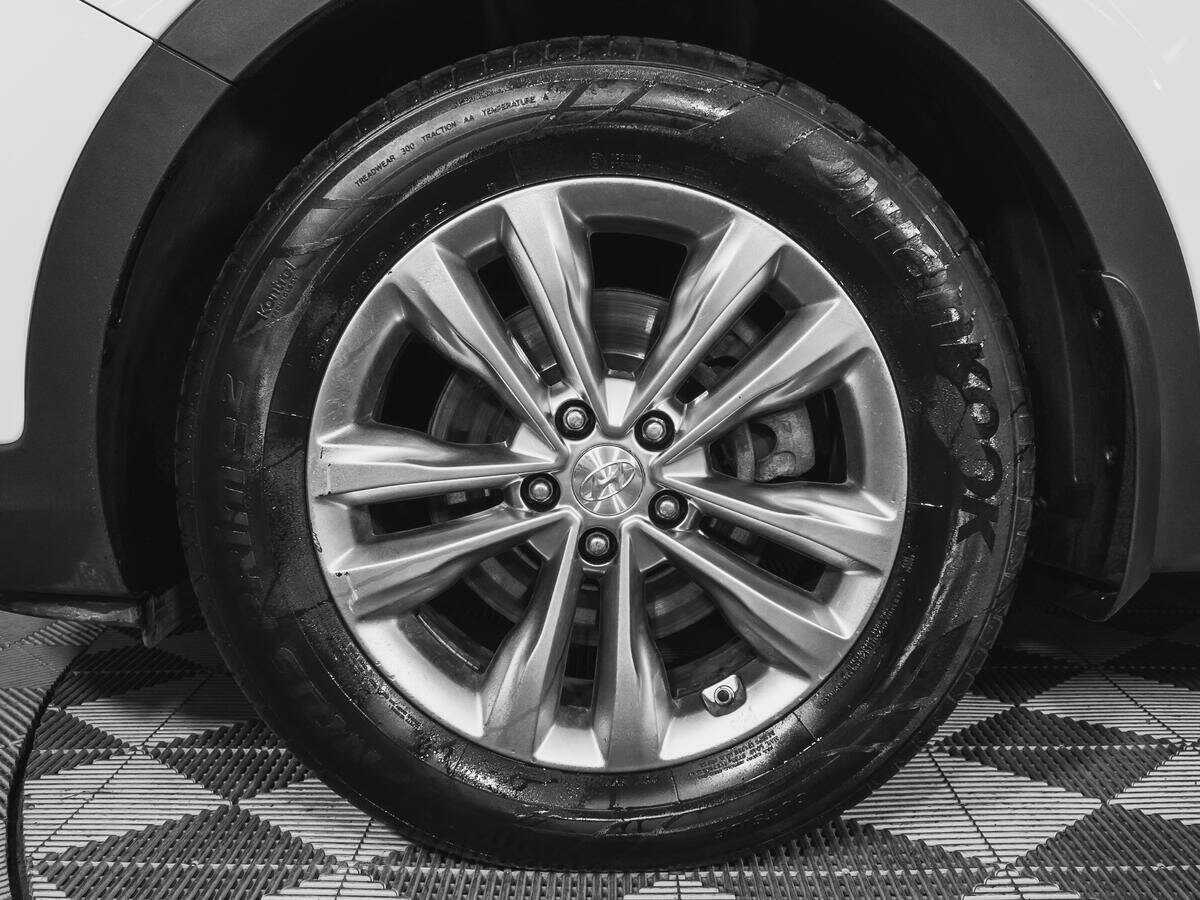 Hyundai Santa Fe 2018 года с пробегом. Фото: #15