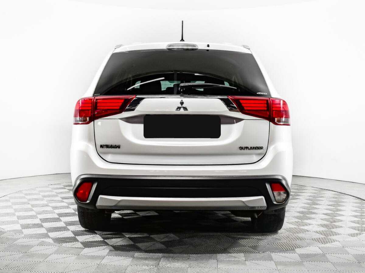 Mitsubishi Outlander 2015 года с пробегом. Фото: #5