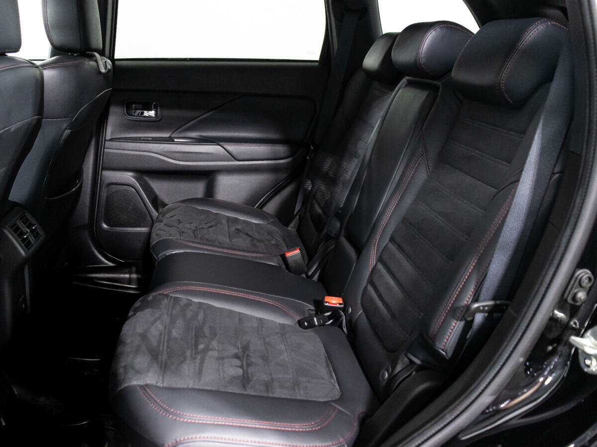 Mitsubishi Outlander 2021 года с пробегом. Фото: #9