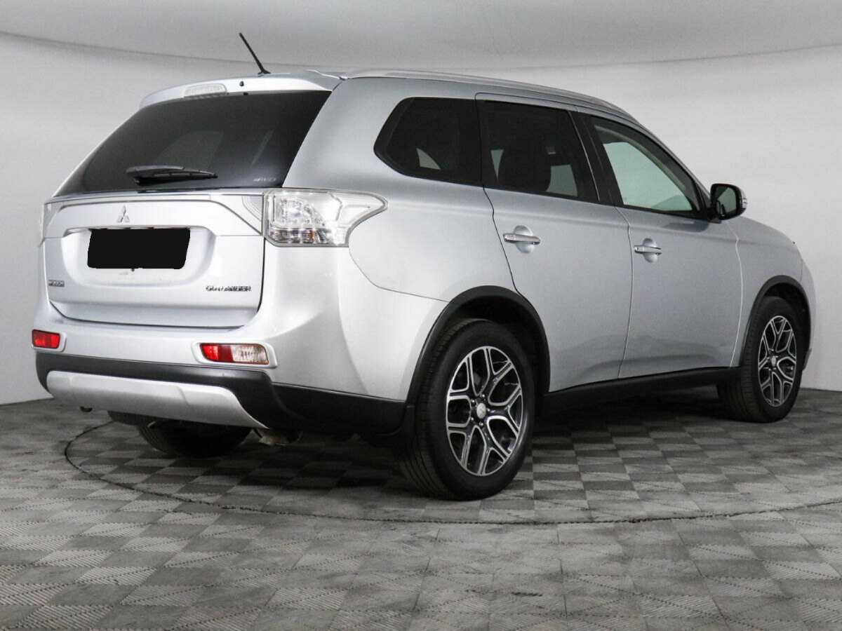 Mitsubishi Outlander 2014 года с пробегом. Фото: #4