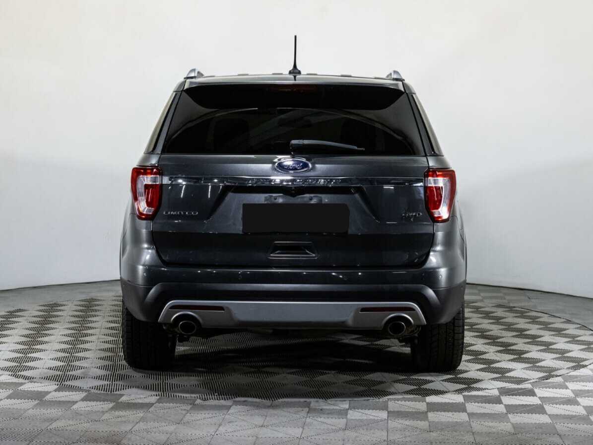 Ford Explorer 2017 года с пробегом. Фото: #4