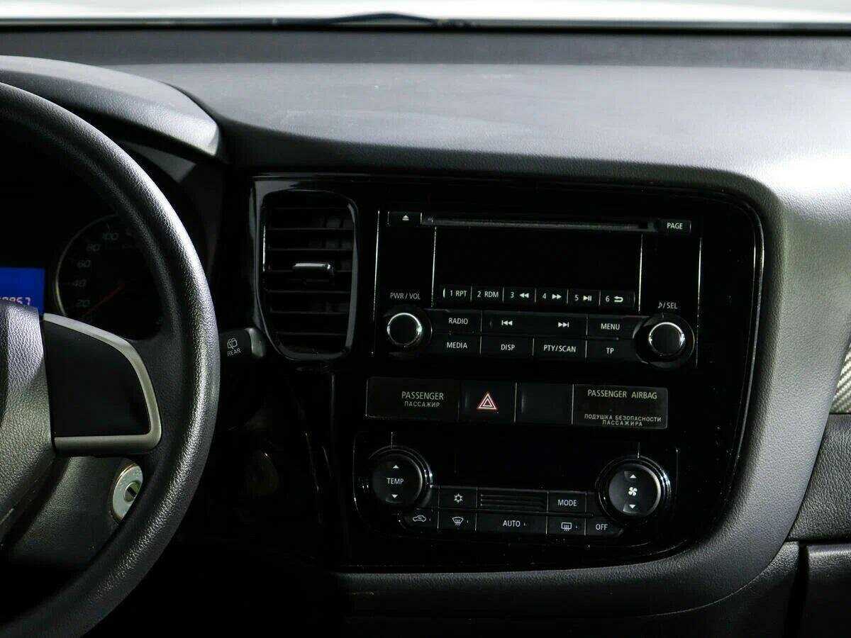 Mitsubishi Outlander 2012 года с пробегом. Фото: #10