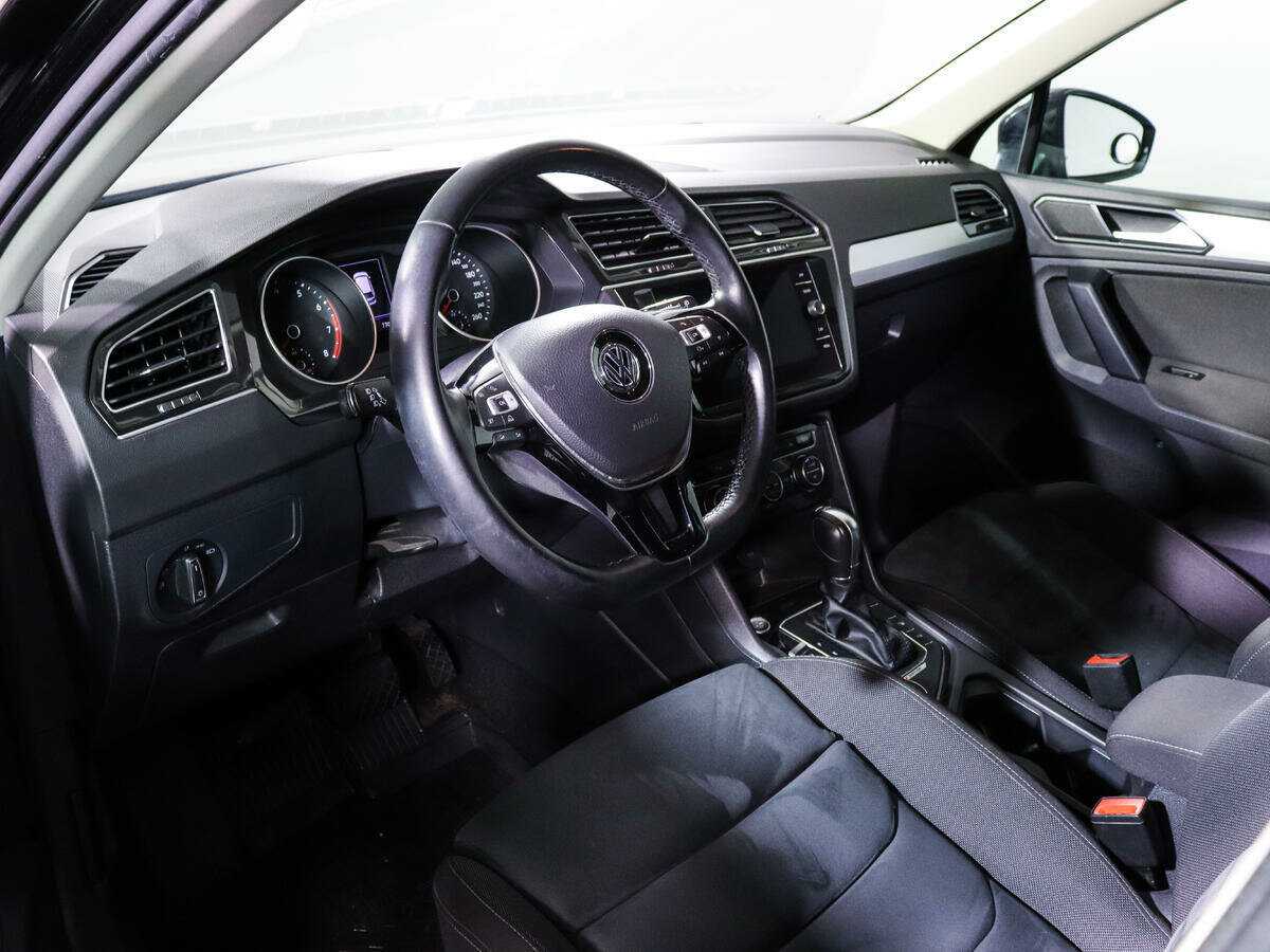 Volkswagen Tiguan 2018 года с пробегом. Фото: #11