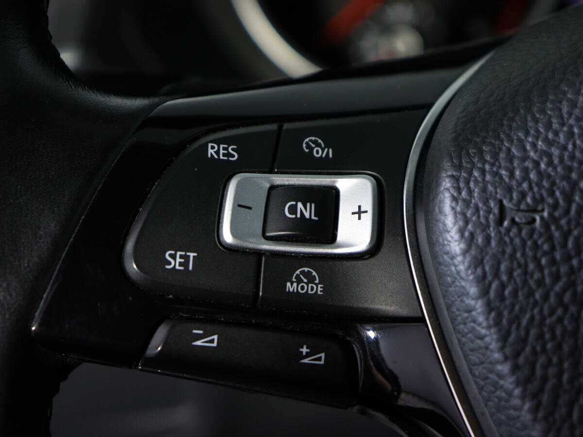 Volkswagen Tiguan 2018 года с пробегом. Фото: #19