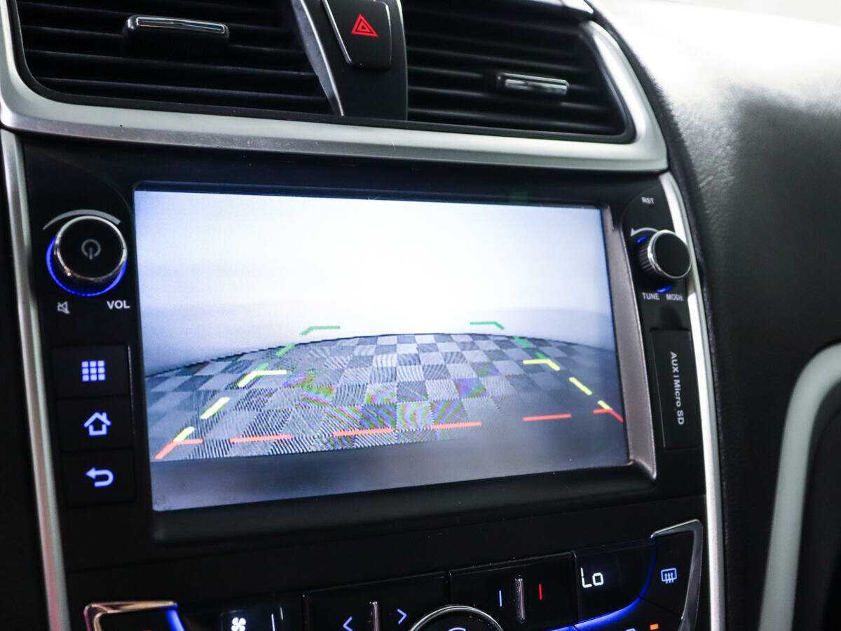 Б/У Джили Эмгранд 7 2016 года. Фото: #15