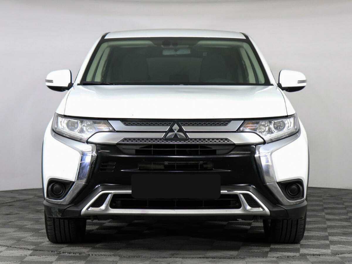 Mitsubishi Outlander 2020 года с пробегом. Фото: #1
