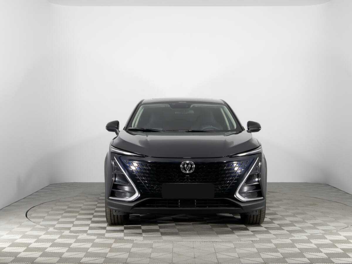 Б/У Чанган УНИ-Т 2023 года. Фото: #1