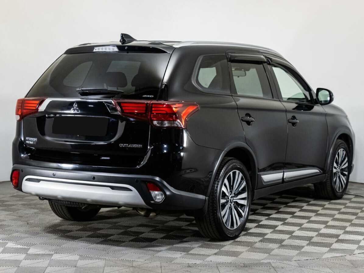 Mitsubishi Outlander 2019 года с пробегом. Фото: #4