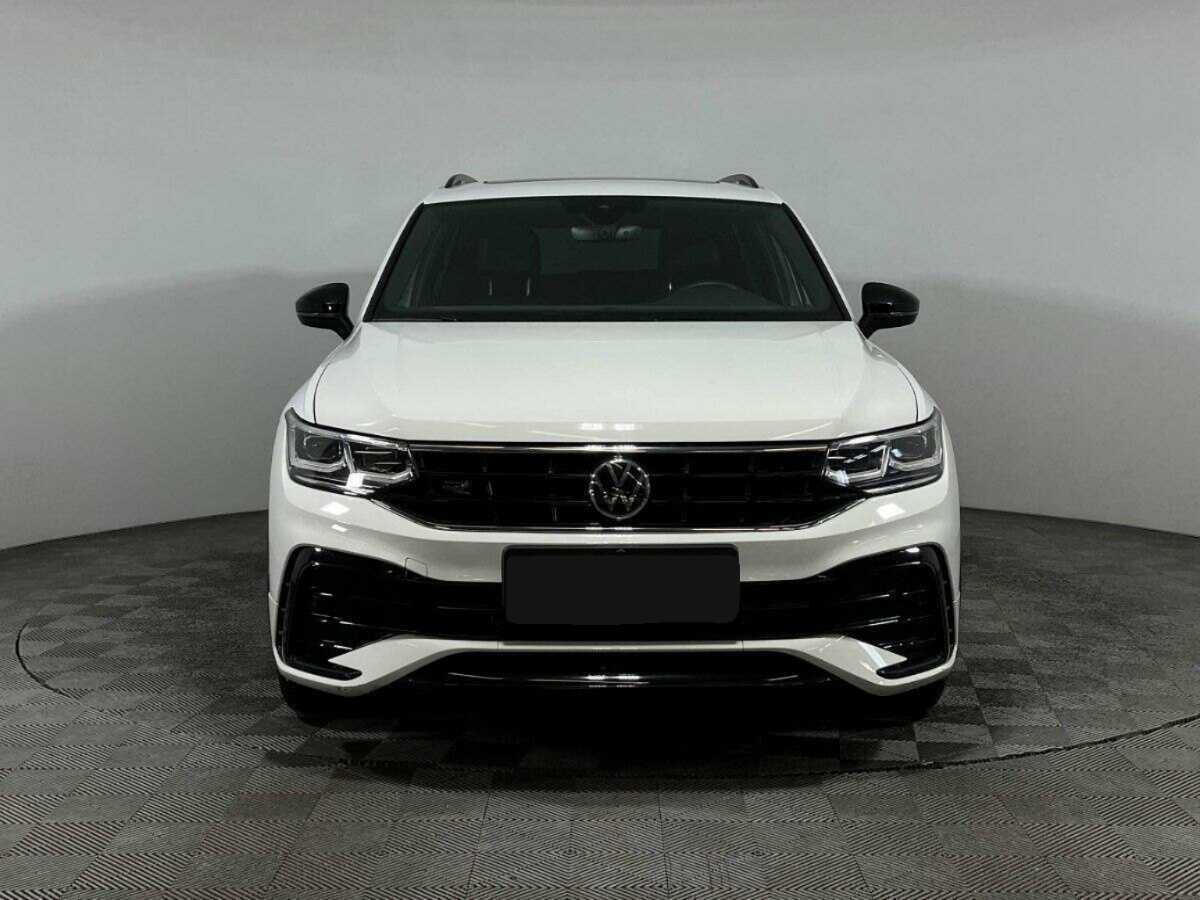 Volkswagen Tiguan 2021 года с пробегом. Фото: #1