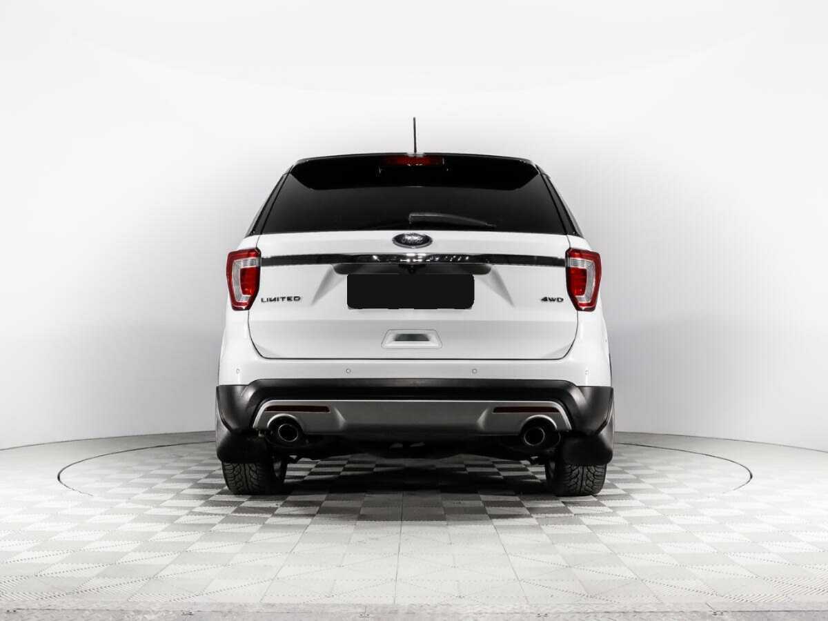 Ford Explorer 2017 года с пробегом. Фото: #5