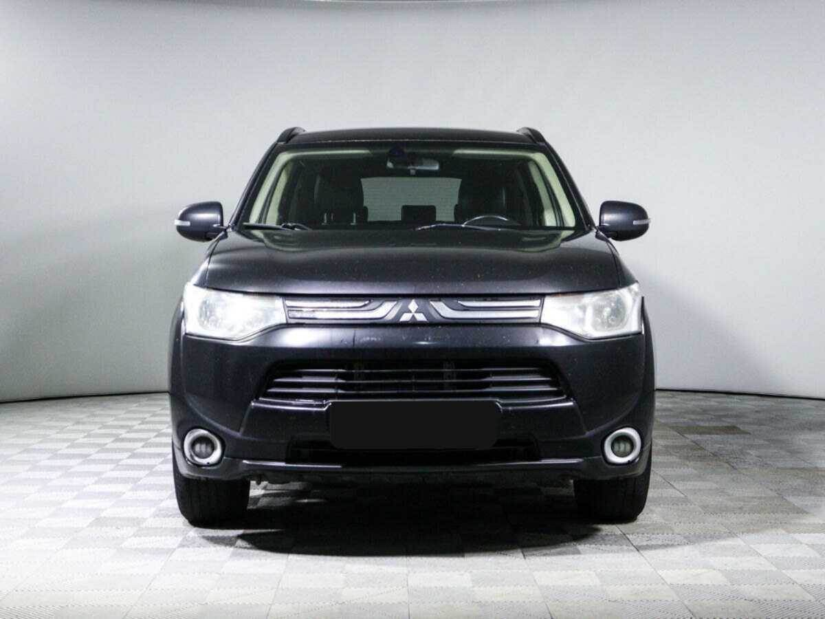 Mitsubishi Outlander 2012 года с пробегом. Фото: #1