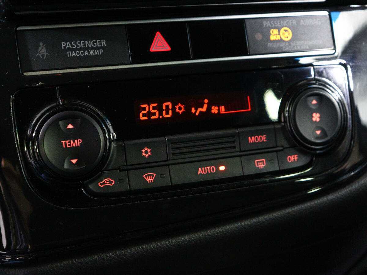 Mitsubishi Outlander 2018 года с пробегом. Фото: #17